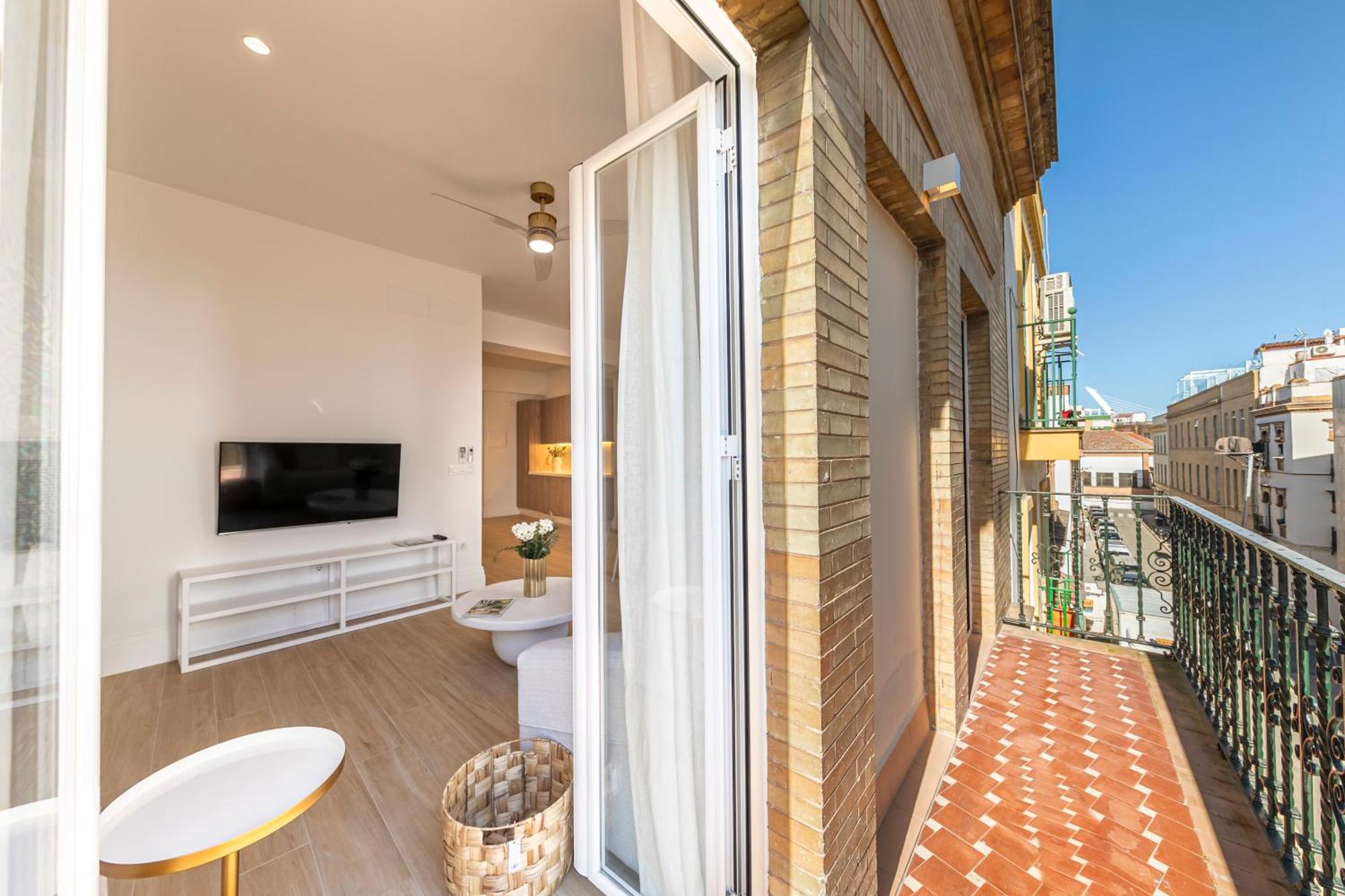 Isg Apartments Faustino 45 Seville Ngoại thất bức ảnh