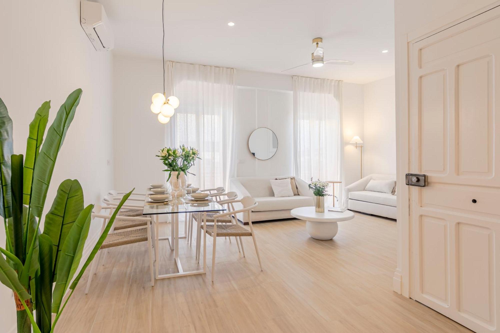 Isg Apartments Faustino 45 Seville Ngoại thất bức ảnh