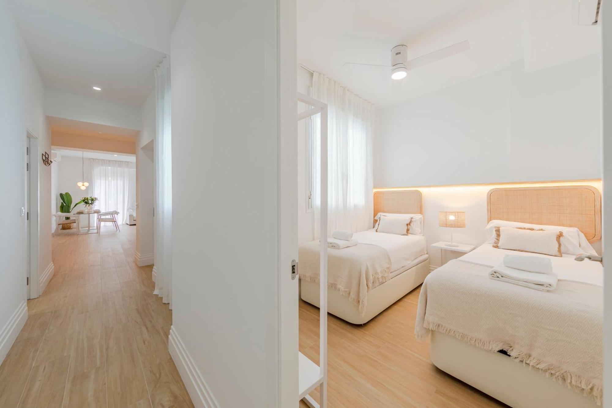 Isg Apartments Faustino 45 Seville Ngoại thất bức ảnh