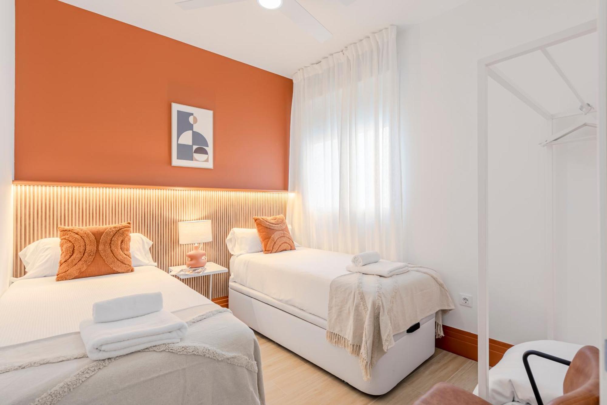 Isg Apartments Faustino 45 Seville Ngoại thất bức ảnh